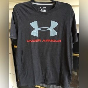 Mens UA t-shirt